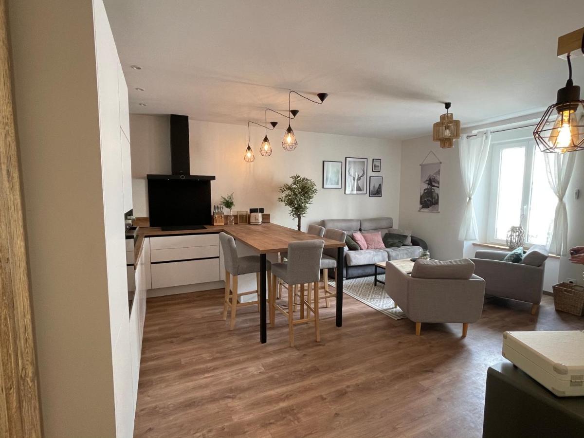 Appartement Tout Confort Haut De Gamme En Plein Centre Ville Gerardmer Exterior photo