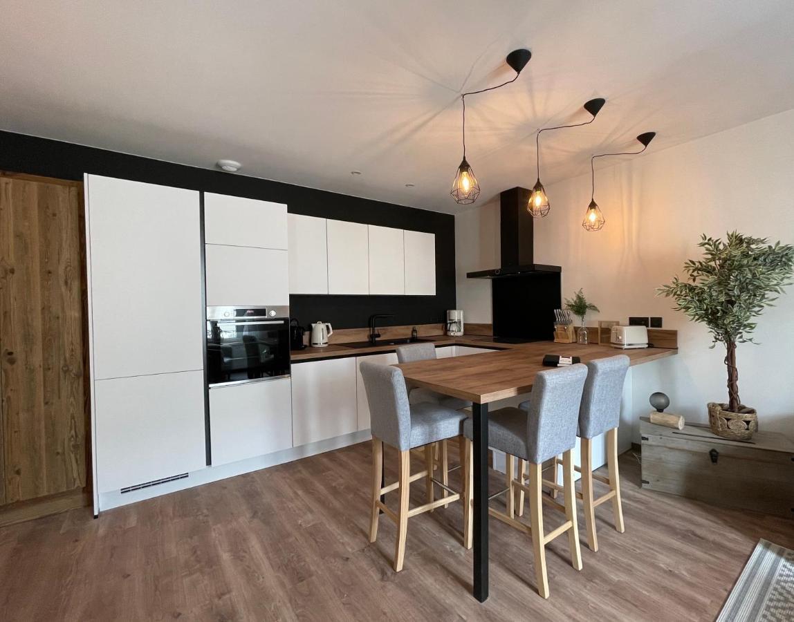 Appartement Tout Confort Haut De Gamme En Plein Centre Ville Gerardmer Exterior photo